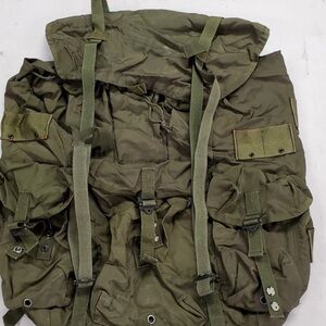 US Combat Military LC-1 Large Field Pack Nylon 8465-01-019-9103 with frame.